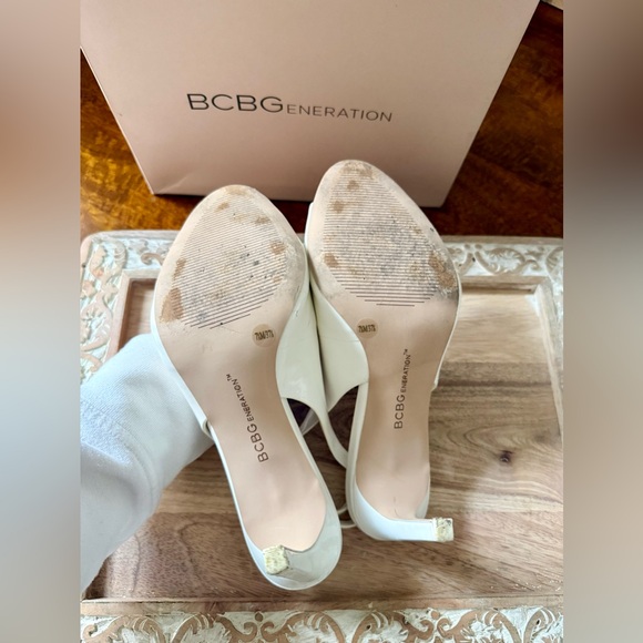 BCBGeneration White Peep-Toe Slingback Heels - Picture 5 of 6
